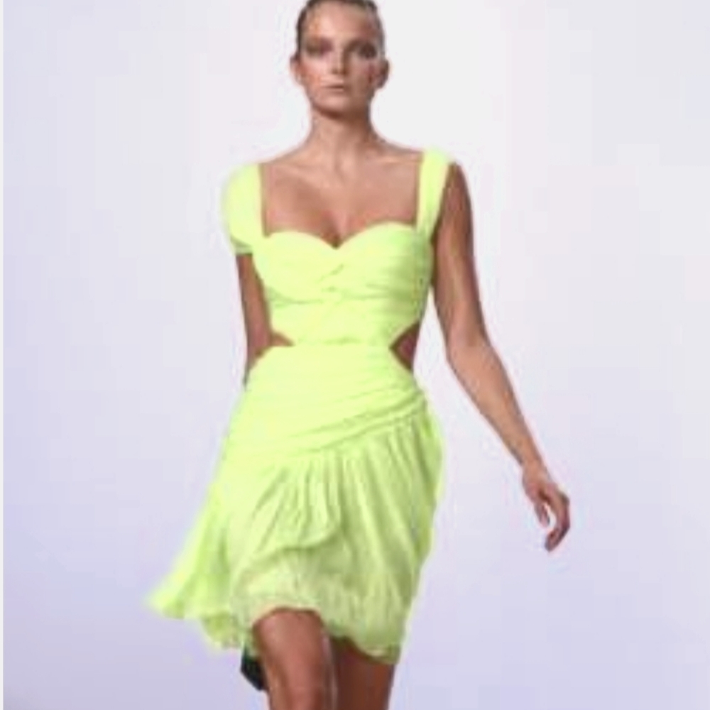 🆕️🏷Matthew Williamson Dress - Picture 2 of 2
